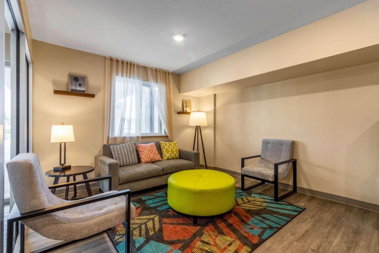 Woodspring Suites Miramar Buitenkant foto