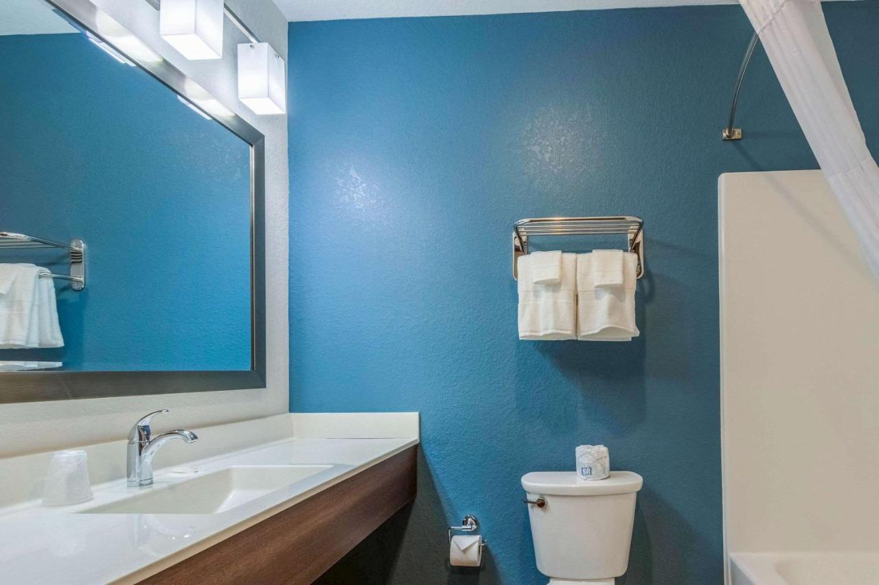 Woodspring Suites Miramar Buitenkant foto