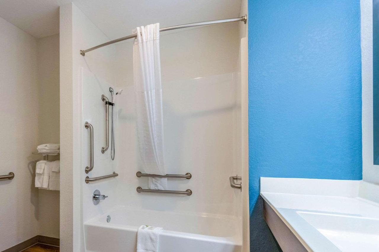 Woodspring Suites Miramar Buitenkant foto
